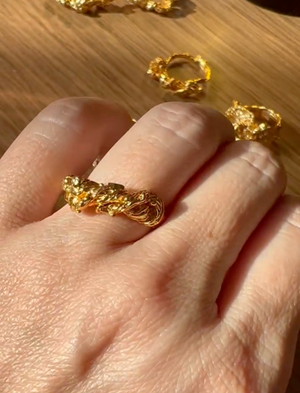 String Ring