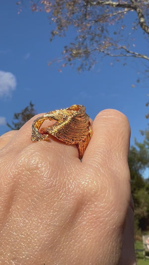 
            
                Load and play video in Gallery viewer, Pulse Ring
            
        
